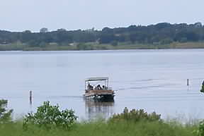 Boating on Proctor Lake